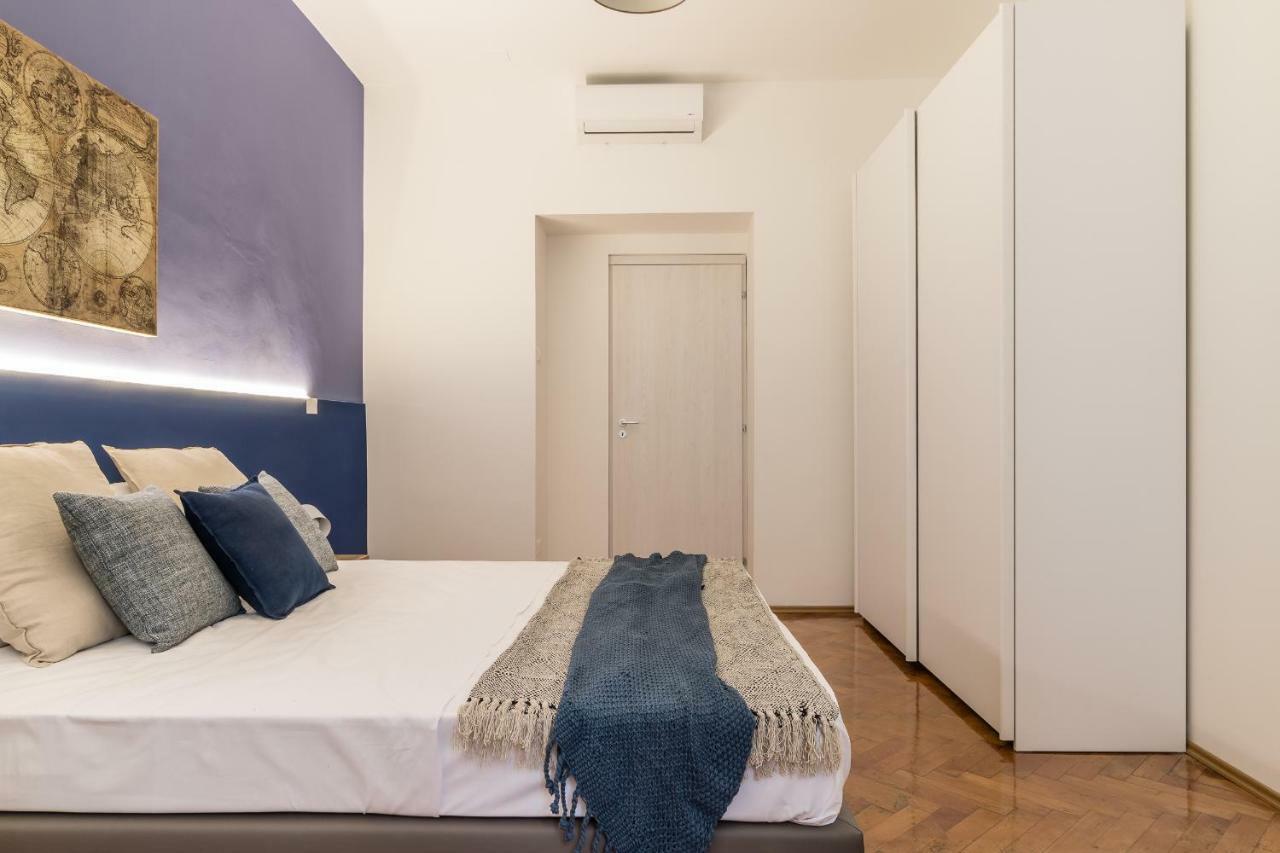 Pregiata Camera Con Bagno Privato - Blu Di Prussia Apartment Триест Екстериор снимка